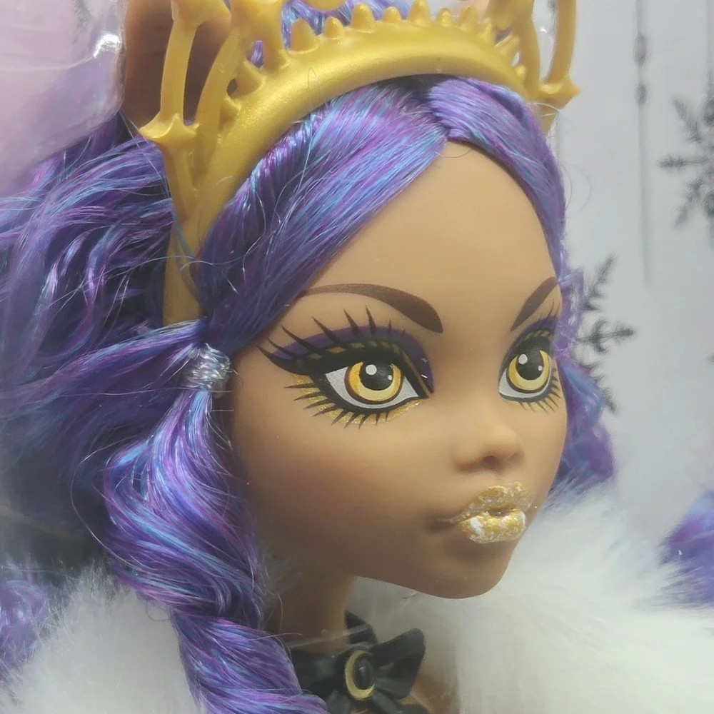 NEW Monster High Clawdeen Wolf Howliday Winter Edition Doll 2023 Mattel Shipper